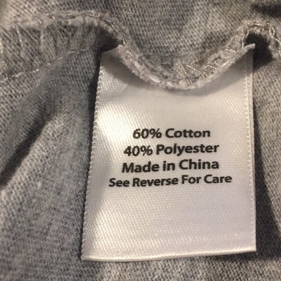 Gray Women's Top with Sparkle Accents Used 1X - Picture 13 of 14